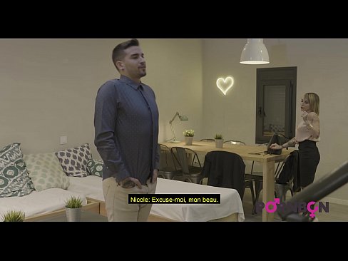 ❤️ PORNBCN 4K Mwanamke mmoja aliyekomaa na matiti makubwa anataka kunyofolewa mkundu kijana gigolo mwenye dick kubwa blowjob amortist kazi ngumu ya mikono kazi ya mbwa style pussy lick orgasm French subtitles ❤️ ❌